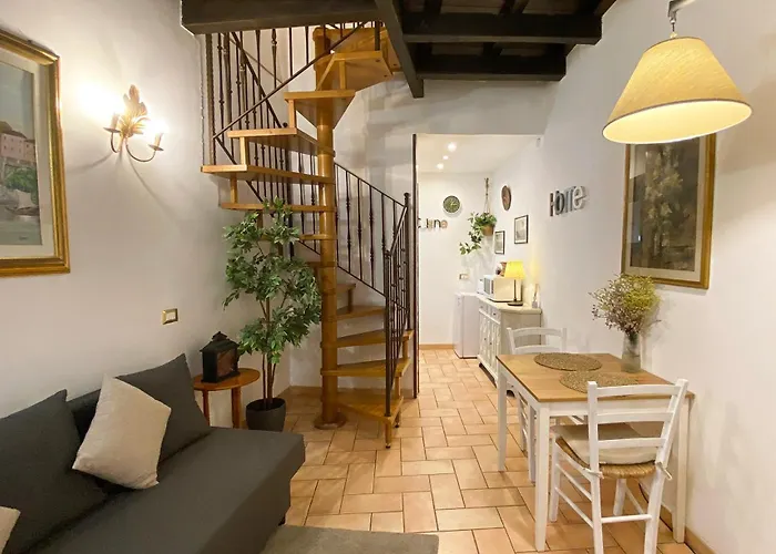 Apartment C&p Historic House *